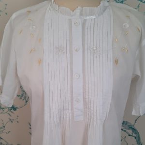 Short Sleeve nightdress, Ruby is a exquisite  100% cotton short sleeved nightdress. It has  beautiful flower detailing embroidery  in gold and silver thread