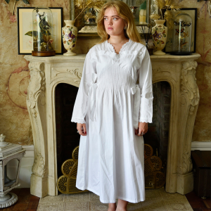 White Tie Up Long Sleeve Nightie