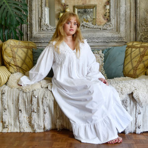 Long Sleeve White House Coat